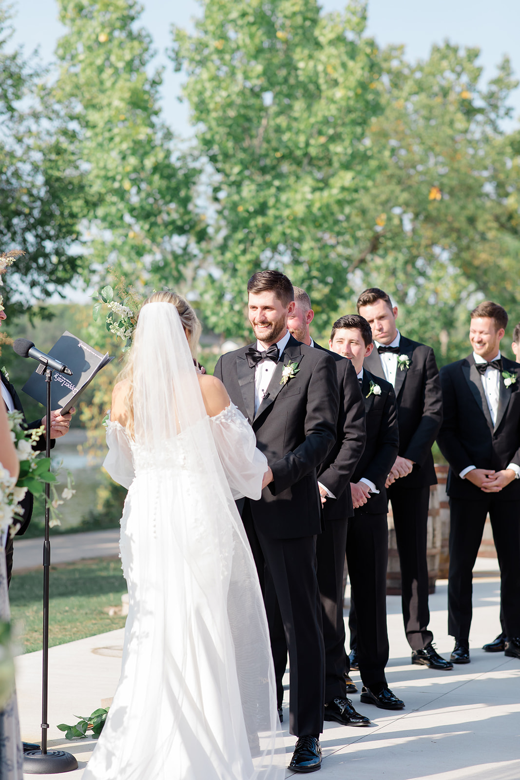 Emily + Richard | A Beautiful September Wedding at Poplar Hall | Appleton,  WI - Kelly Grace Photography, image size:1067x1600