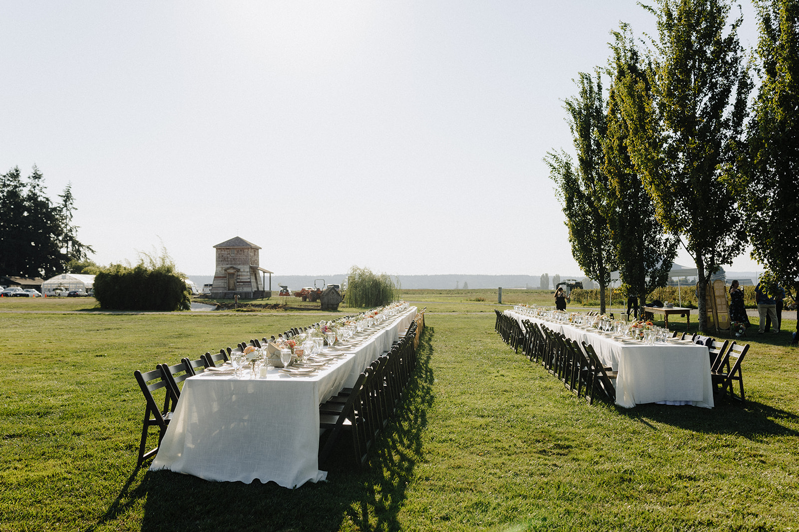 A Christianson's Nursery Garden Party Wedding — Hannah Faye Photography, image size:1600x1067
